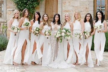 伴娘服不能是白色吗,伴娘可以穿白色的礼服吗