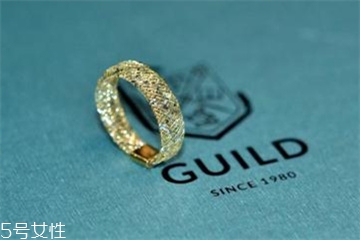 18k金钻戒回收价格查询,18k金戒指回收多少钱一克 18k金钻戒回收价格查询,18k金戒指回收多少钱一克