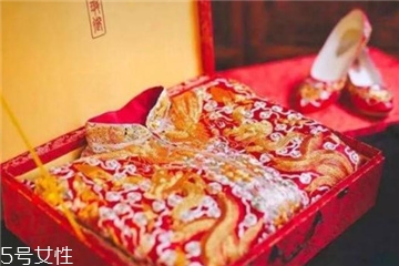 结婚秀禾服什么时候穿,秀禾服什么时候穿的