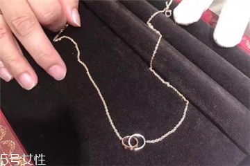 au750玫瑰金项链会掉色吗,玫瑰金项链会掉色吗及怎么保养 au750玫瑰金项链会掉色吗,玫瑰金项链会掉色吗及怎么保养