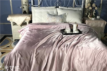 南方蚕丝被冬天盖几斤最合适,蚕丝被冬被一般多少斤