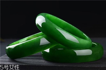 碧玉手镯一般多少钱?,碧玉镯子一般多少钱一个