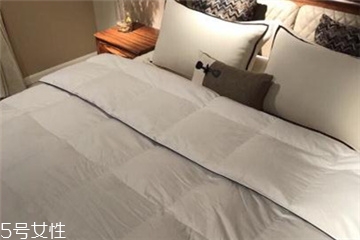 羽绒被漏羽毛怎么办,羽绒被漏羽毛处理技巧