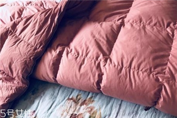 羽绒被发霉了怎么办,羽绒被受潮发霉怎么处理
