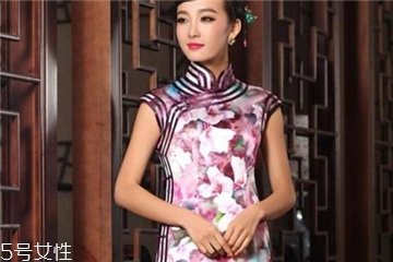 旗袍可以改小吗,旗袍改小怎样改