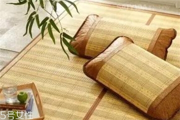 凉席发黄怎么清洗,冰丝凉席发黄了怎么清洗