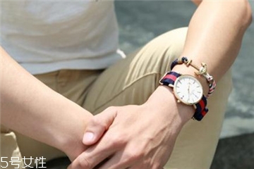 kjp手链怎么绕啊,kjp手链怎么戴教程