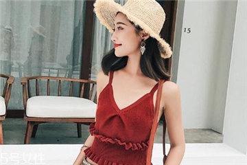 红色吊带裙搭配什么外套,红色吊带可以吊多少吨 红色吊带裙搭配什么外套,红色吊带可以吊多少吨