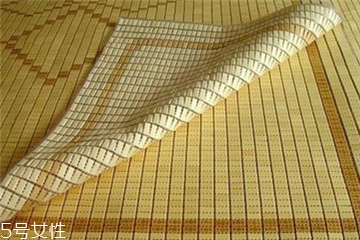 凉席可以暴晒吗,凉席可以暴晒吗别别忘了这名好吗