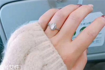 潘多拉鸽子蛋是什么钻,鸽子蛋多少钱一斤