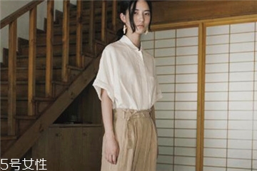 白衬衫发黄怎么洗白小妙招,白衬衫衣领发黄怎么洗白小妙招