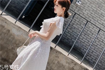 蕾丝变形怎么处理,蕾丝裙子洗变形了怎么办