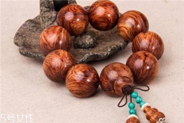 正宗黄花梨手串价格一般多少,黄花梨手串多少钱一串?