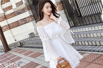 一字领连衣裙怎么内搭,一字领连衣裙图片大全