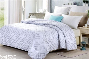 空调被要套被套吗,如何套被套 空调被要套被套吗,如何套被套