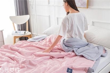 空调被可以晒太阳吗?,空调被能晒太阳吗