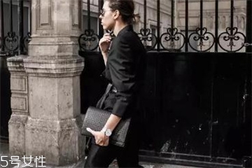 衣服上弄了油漆怎么洗,裤子上的油漆用什么可以洗掉