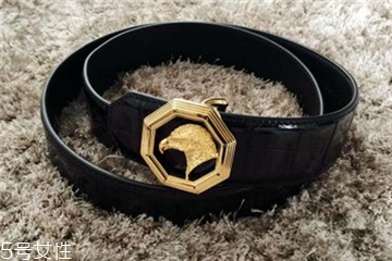 鹰图案的皮带是什么牌子,有一个鹰头皮带是什么牌子