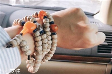 怎么分辨星月菩提的真假,星月菩提手串的图片和价格 怎么分辨星月菩提的真假,星月菩提手串的图片和价格