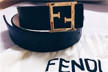 皮带上那个环叫什么,带环的皮带怎么系 皮带上那个环叫什么,带环的皮带怎么系