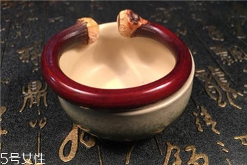 鸡血藤手镯多少钱一个,鸡血藤手镯怎么辨别真假