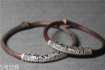 鸡血藤手镯多少钱一个,鸡血藤手镯一般多少钱