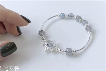 月光石有什么寓意,月光石有什么寓意小学二年级组长有权力打人吗