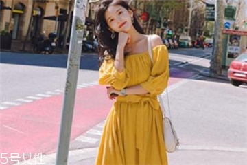 芬迪连衣裙价格图片,黑色长款连衣裙 芬迪连衣裙价格图片,黑色长款连衣裙