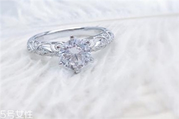 750钻戒为什么会变黄,白金钻戒为什么会变黄