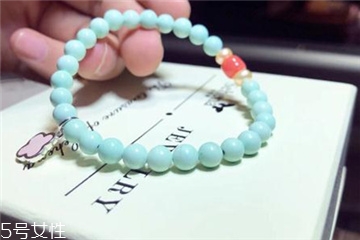 绿松石戴哪只手,绿松石戴哪个手