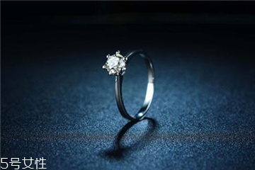 钻戒可以用牙膏洗吗,钻戒能用牙膏洗吗?