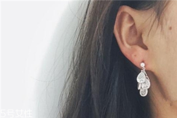 阿吉豆耳环多少钱,阿吉豆耳环一般多少钱