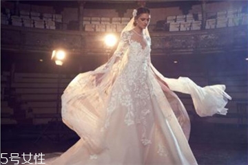 婚纱怎么折叠打包,婚纱怎样叠放