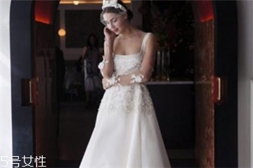 结婚穿婚纱里面穿什么内衣,婚纱里面穿什么内衣 9款内衣推荐