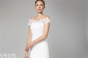 婚纱后面的绑带怎么系图解,婚纱后面的绑带怎么系视频