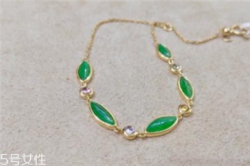 翡翠手链多少钱一串,翡翠手链一般多少颗