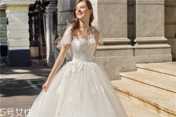 婚纱染色怎么洗白,婚纱染色怎么洗掉 婚纱染色怎么洗白,婚纱染色怎么洗掉