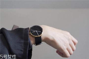 手表没有刻度怎么用?手表没有刻度怎么看时间?,没有刻度的手表 手表没有刻度怎么用?手表没有刻度怎么看时间?,没有刻度的手表