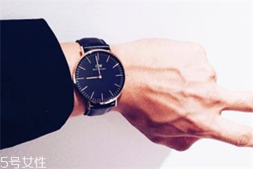 手表洗油用什么油好,手表洗油用什么油爱表族