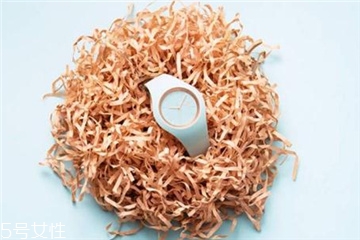 去香港买手表比内地便宜多少,香港买手表是不是比较便宜 去香港买手表比内地便宜多少,香港买手表是不是比较便宜