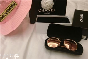 墨镜可以防晒吗,墨镜可以防晒吗?太阳镜有什么好处?