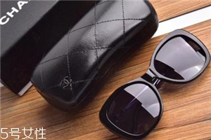 太阳镜放车里什么地方好,眼镜放车里会不会不好