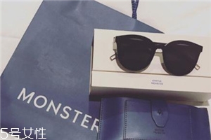 太阳镜可以用水洗吗?,眼镜能用开水洗吗 太阳镜可以用水洗吗?,眼镜能用开水洗吗