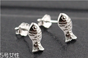 耳钉太粗戴不上怎么办,耳环太粗戴不上怎么办 耳钉太粗戴不上怎么办,耳环太粗戴不上怎么办