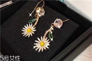 耳环掉下水道了怎么办,耳环掉到下水道里有什么办法?