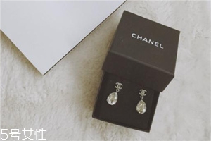 耳洞太小了有些耳环戴不进去怎么办,耳环戴不进去怎么办