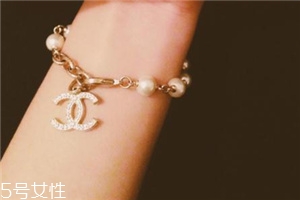 男生戴10mm手链小吗,手串12mm适合男生吗