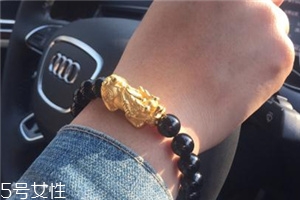 手链上都是有两个貔貅的好不好,一条手链2个貔貅好吗 手链上都是有两个貔貅的好不好,一条手链2个貔貅好吗