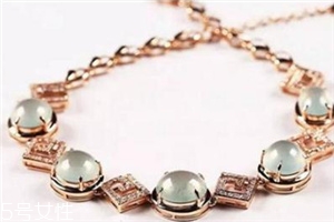 黑曜石手链突然断了预示什么,开光手链突然断了预示什么