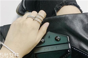 戒指改圈多少钱,戒指改圈加金收费吗